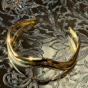 Roma Squiggle Cuff - Gold