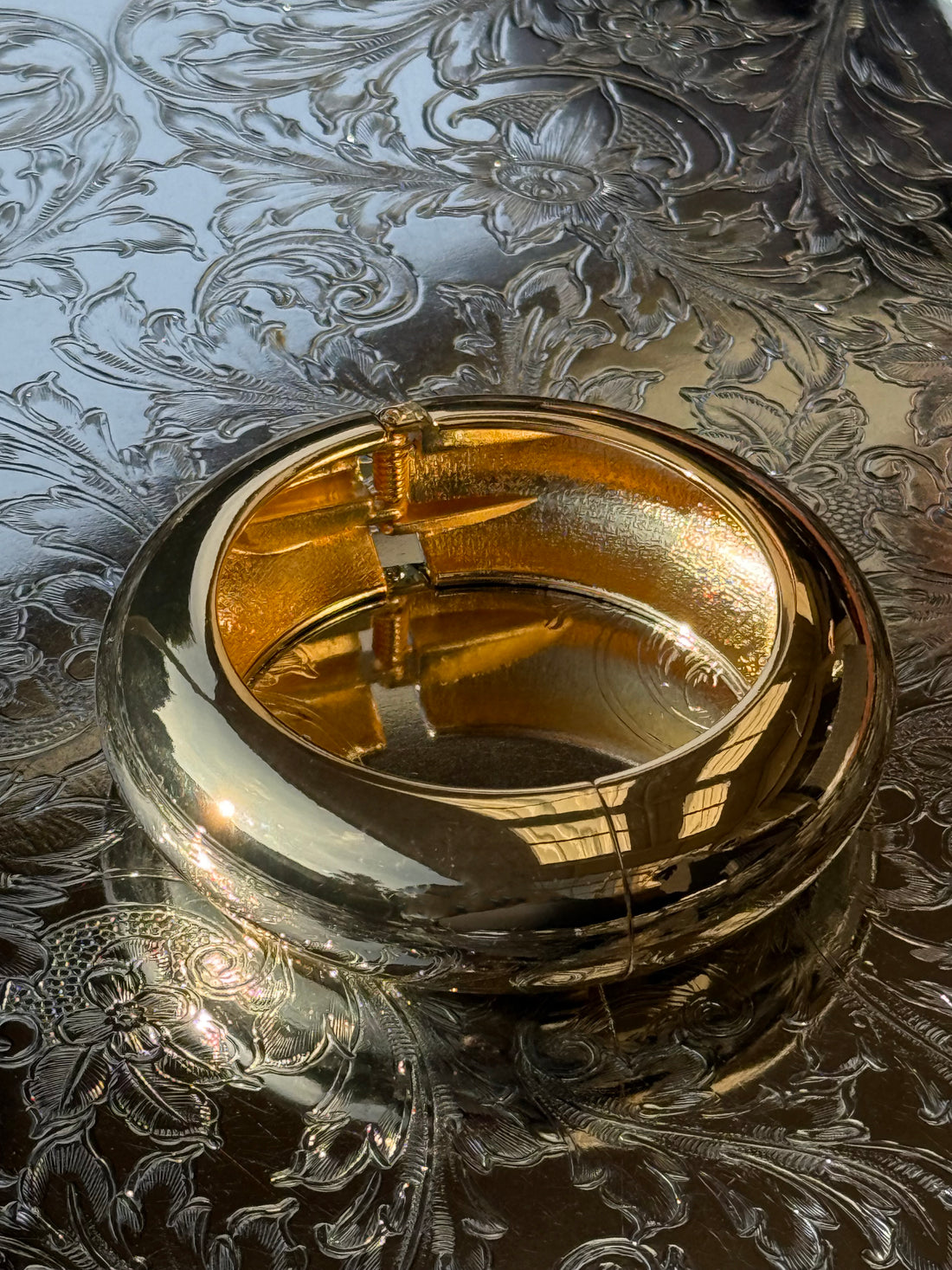 Caviar Bubble Bangle - Gold