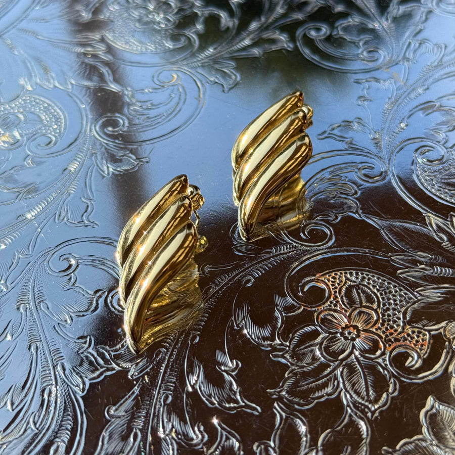 Noir Winged Earrings - Gold