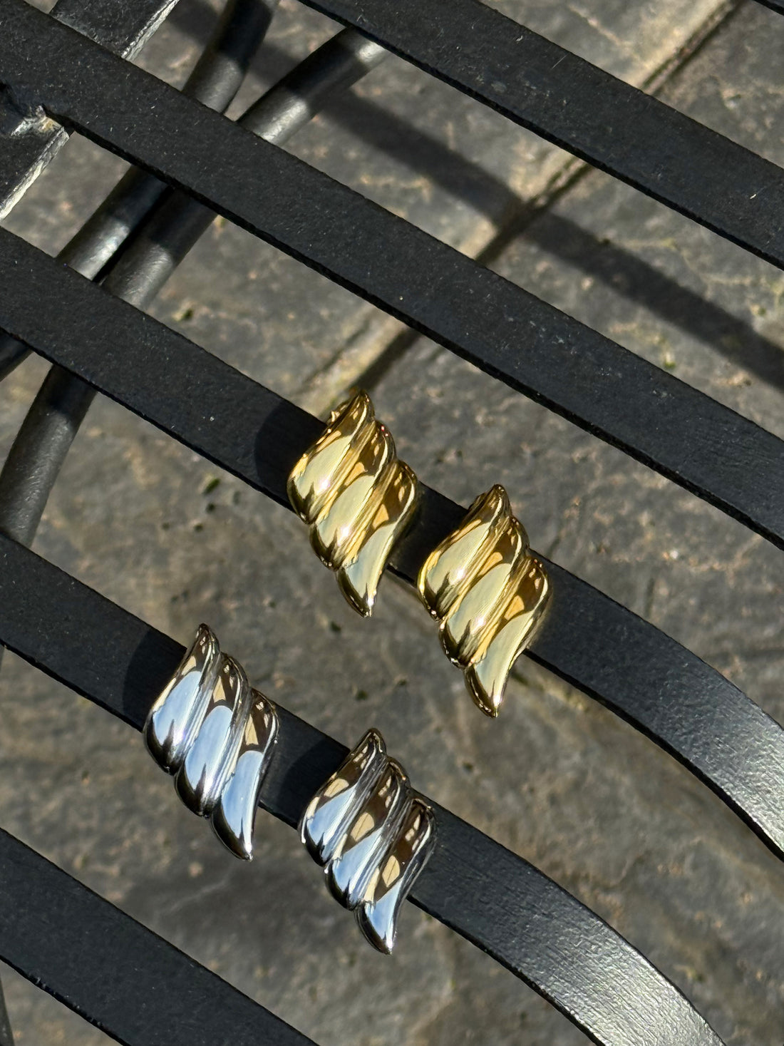 Noir Winged Earrings - Gold
