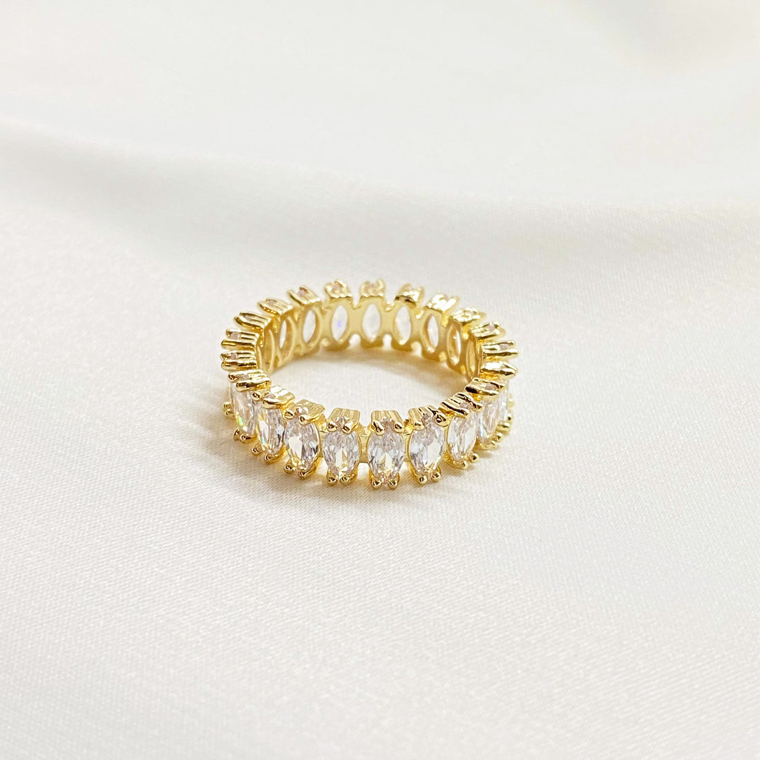 sparkle ring gold